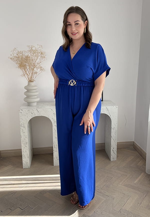 VALENCIA KOMBINEZON POWIĘKSZONY PLUS SIZE Z PASKIEM I DŁUGIMI NOGAWKAMI. CHABER 01