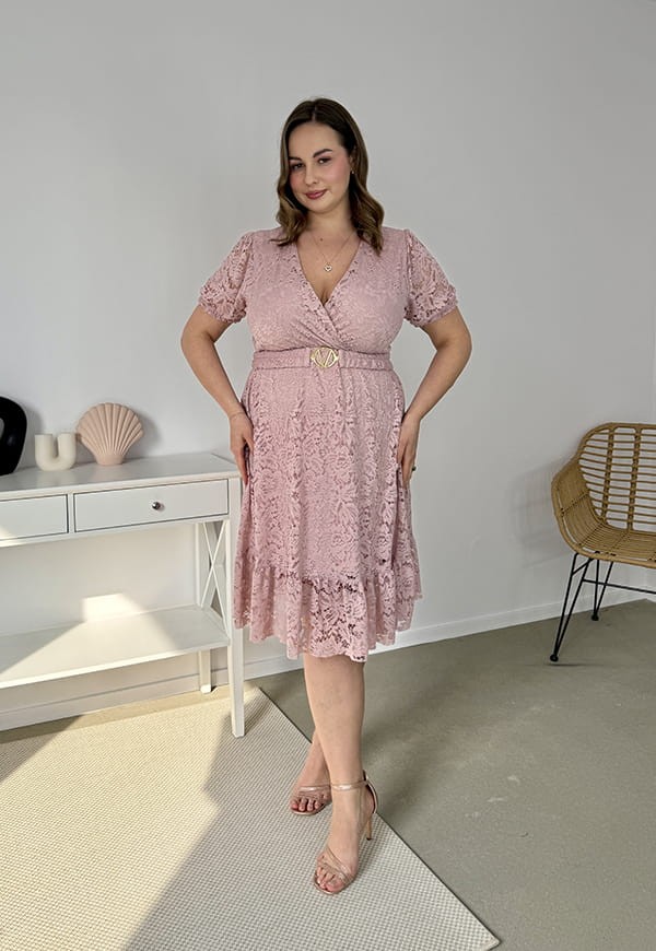 koronkowa sukienka