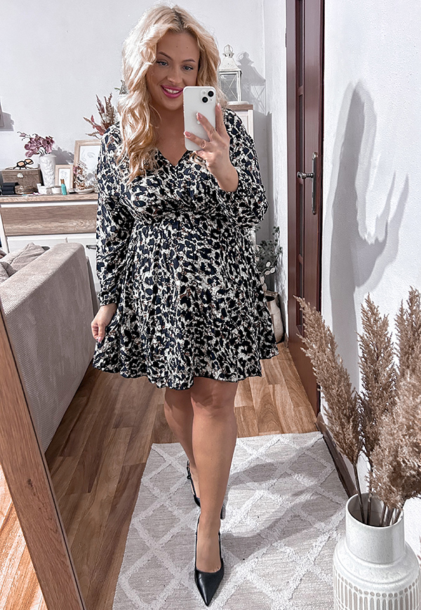 BETT SUKIENKA PLUS SIZE PRZED KOLANO Z WISKOZY WE WZORY. CZARNO/BEŻOWA 02 - włoski zdjęcie 3