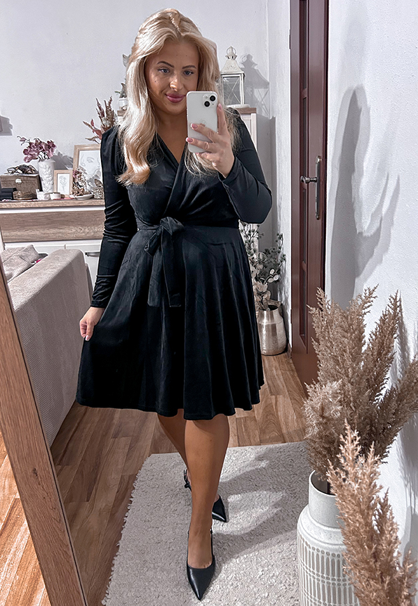 SAMANTA WELUROWA SUKIENKA PLUS SIZE Z BUFKAMI. CZARNA 02 - włoski zdjęcie 2