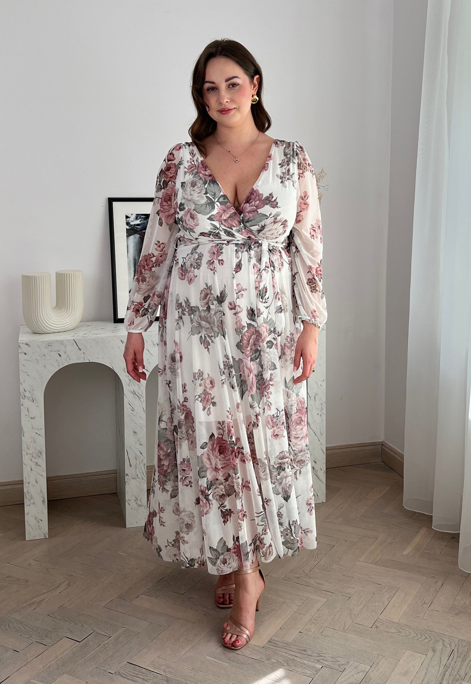 SERENA DŁUGA SUKIENKA MAXI Z KOPERTOWYM DEKOLTEM PLUS SIZE W KWIATY. BIAŁO/PUDROWY RÓŻ 01 - włoski zdjęcie 1