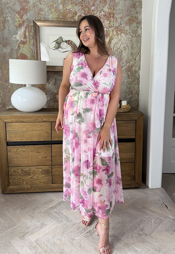 SIMONA DŁUGA SUKIENKA PLUS SIZE NA RAMIACZKACH W KWIATY. BIAŁO/RÓŻOWA 03 - produkt import zdjęcie 3