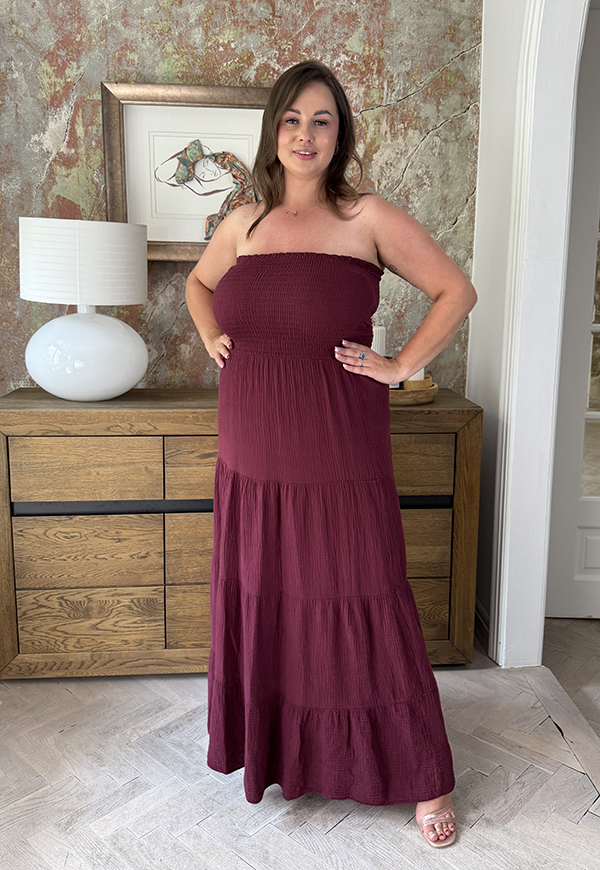 JOLINE SUKIENKA PLUS SIZE TUBA DŁUGA Z BAWEŁNY Z ROKLOSZOWANYM DOŁEM. BORDOWA 03 - włoski zdjęcie 2
