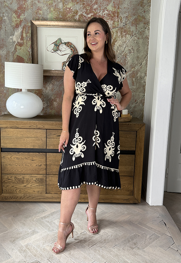 AURORA SUKIENKA Z WISKOZY MIDI PLUS SIZE WE WZORY. CZARNO/KREMOWA 04 - włoski zdjęcie 4