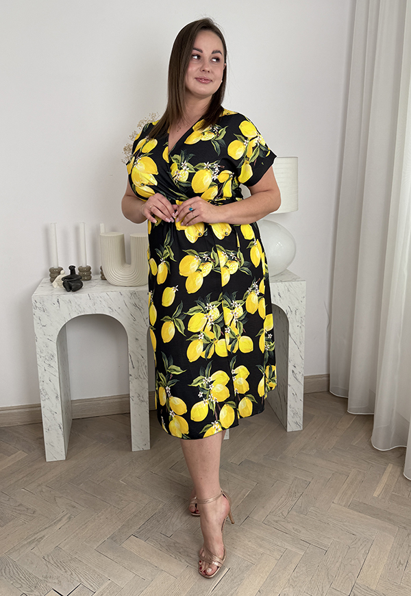 MEGAN SUKIENKA MIDI Z TROCZKIEM PLUS SIZE Z KRÓTKIM RĘKAWEM W CYTRYNKI. CZARNA 01 - włoski zdjęcie 2