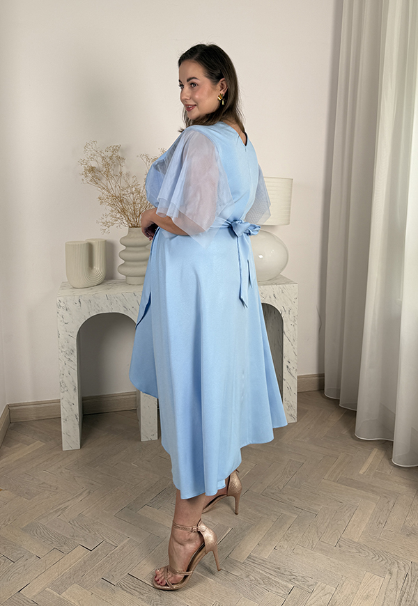 ELLA SUKIENKA BŁYSZCZĄCA PLUS SIZE Z OZDOBNYMI RĘKAWAMI TIULOWYMI. BŁĘKITNA 02 - produkt polski zdjęcie 4